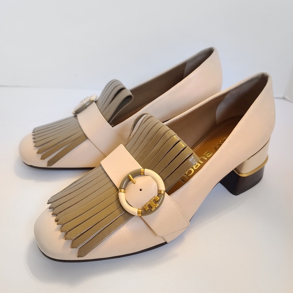Tory Burch | Multi Logo Kiltie Loafer Pumps in Brie/Sunflower Seed Size 7.5 - Picture 6 of 13
